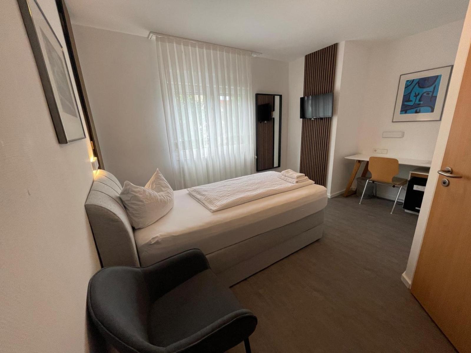 Hotel Loewen Kusterdingen Esterno foto